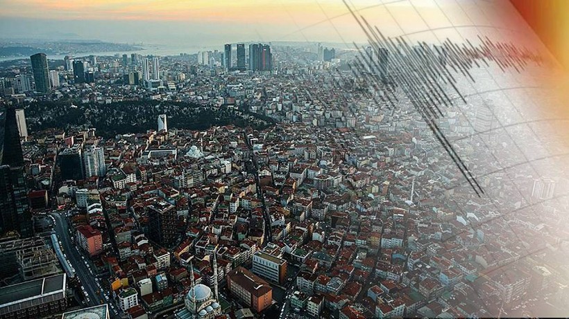 İstanbullular Diken Üstünde: Prof. Dr. Bektaş Marmara'da Beklenen 7 Büyüklüğündeki Deprem İçin Tarih Verdi