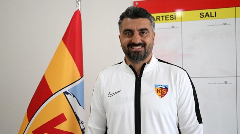 Kayserispor, Teknik Direktör Sinan Kaloğlu ile Yollarını Ayırdı