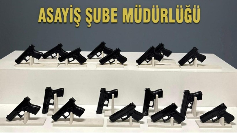 Antalya'da Ruhsatsız Silah Operasyonu: 22 Gözaltı