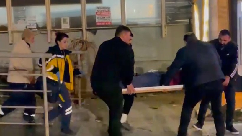 Pazarcılar Arasında Silahlı ve Bıçaklı Kavga! 6 Yaralı