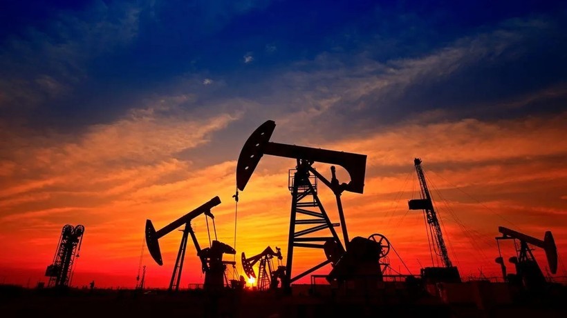 Petrolde Stoklar Düşüyor, Talep Daha da Artacak!