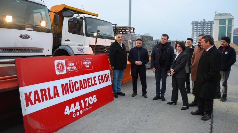 Maltepe'de Kar Alarmı Verildi: Ekipler Sahaya indi