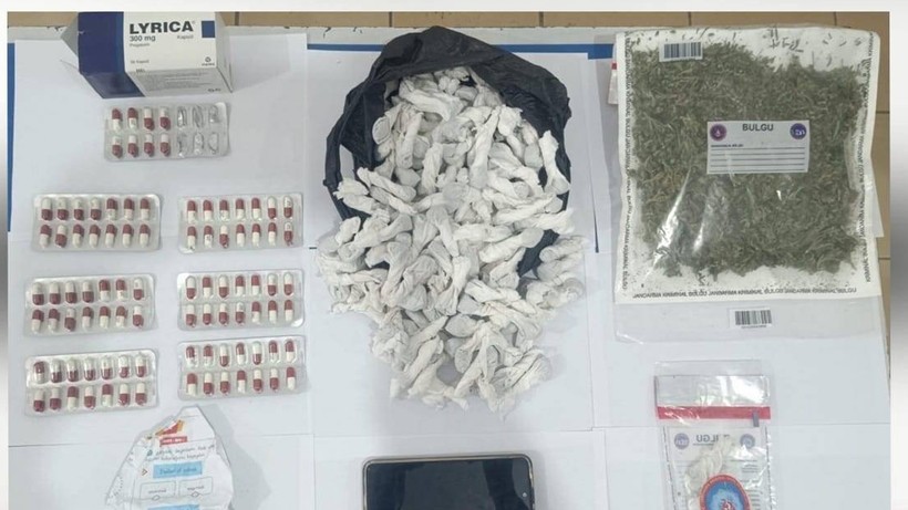 Denizli'de Yüklü Miktarda Uyuşturucu İle Yakalandılar