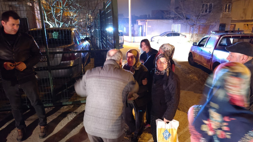 Komşusuna İftara Giden Kadın Aldığı Haberle Yıkıldı