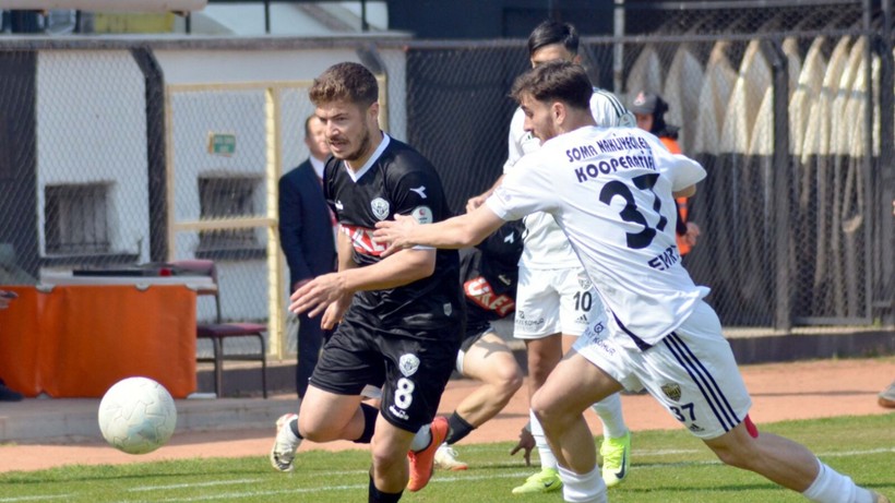 Nazillispor Evinde Somaspor'a 4-0'la Geçildi