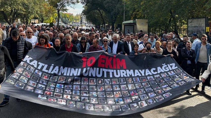 Gar Katliamını Anmak İsteyenlere Mahkemeden Ceza!