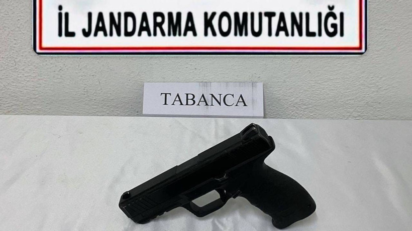 Tekirdağ’da Jandarmadan Peş Peşe Ruhsatsız Silah Operasyonu