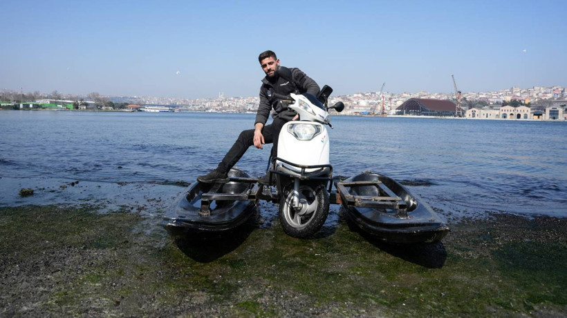 Denizde de Gidebilen Motosiklet Üretti