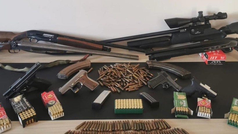 İzmir'de Yasa Dışı Silah Ticareti Operasyonu, 1 Kişi Tutuklu