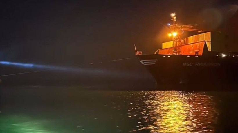 Yeşilköy’de Karaya Oturan Gemi 13 Saat Sonra Kurtarıldı