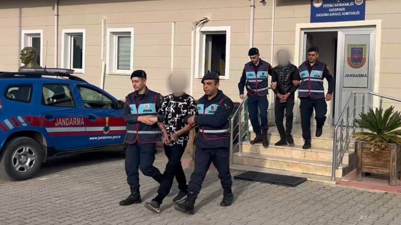 İkiz Kardeşinin Kimliğiyle Firardaydı, Yakalandı