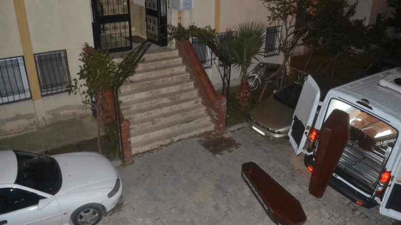 İzmir'deki 'Poşet' Cinayetinin Firari Zanlısı Yakalandı