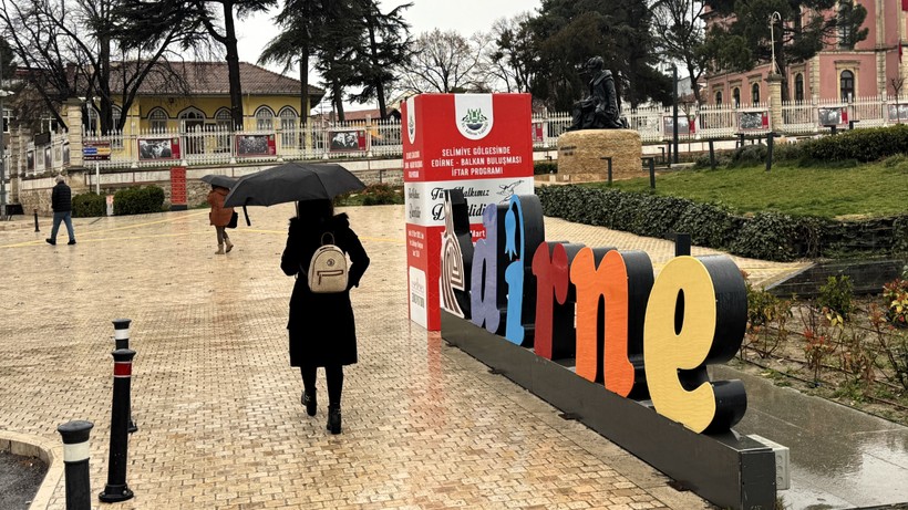 Sağanak Yağış Kırklareli ve Edirne'yi Etkisi Altına Aldı