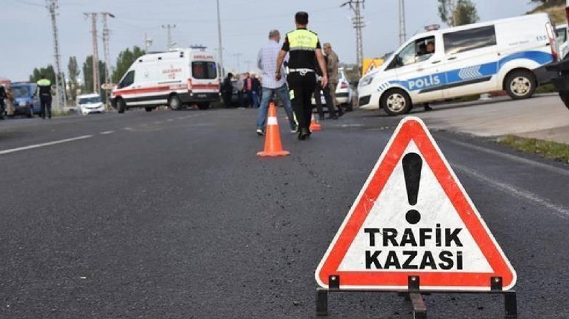 Düzce’de Otomobil Dere Yatağına Yuvarlandı