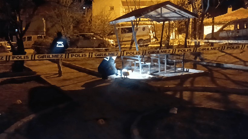Kırıkkale'de Bıçaklı Kavga, 1 Ölü, 3 Yaralı