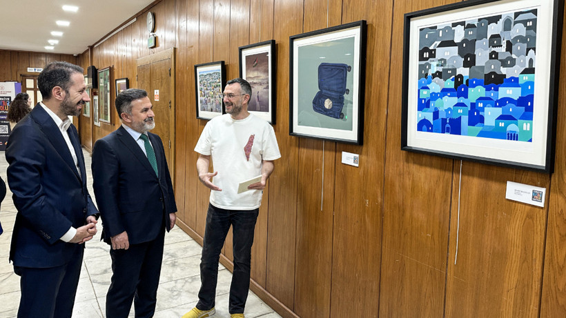 Filistinli Sanatçılardan 'Hala Yaşıyorum' Sergisi