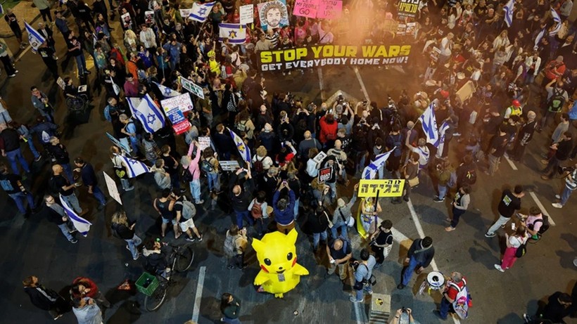 Pikachu Şimdi de İsrail'de! 'Gazze' Protestolarında En Öndeydi