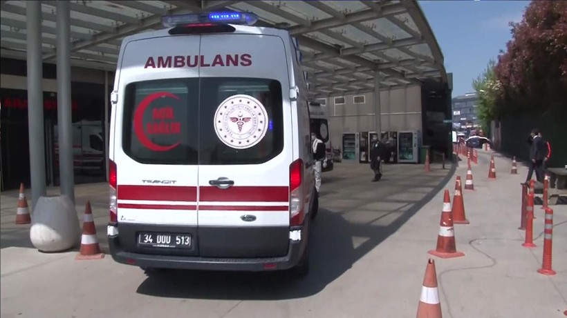 Korkunç Kaza: Şarampole Yuvarlanan Otomobilde İki Kişi Yaralandı