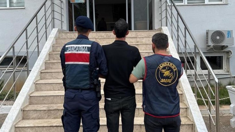 Antalya'da 279 Firari Şahıs Yakalandı
