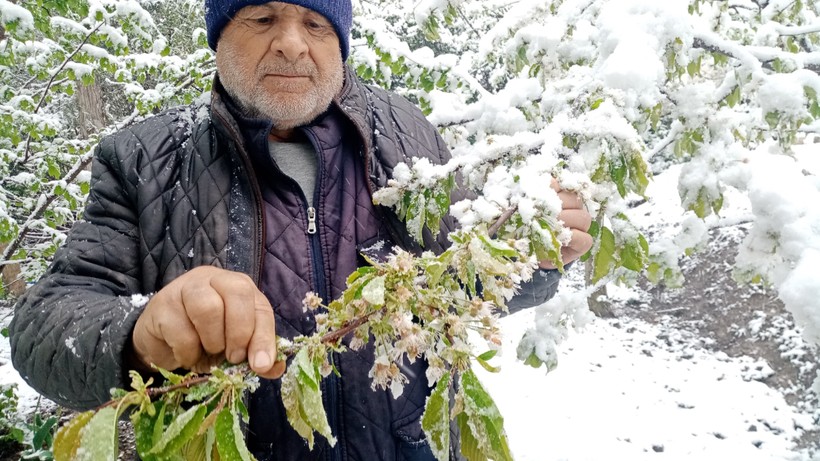 Bir Kentte Kar Alarmı, Onlarca Köy Yolu Ulaşıma kapandı