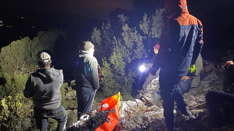 Dağda Mahsur Kalan Keçi İçin 7 Saatlik Alarm