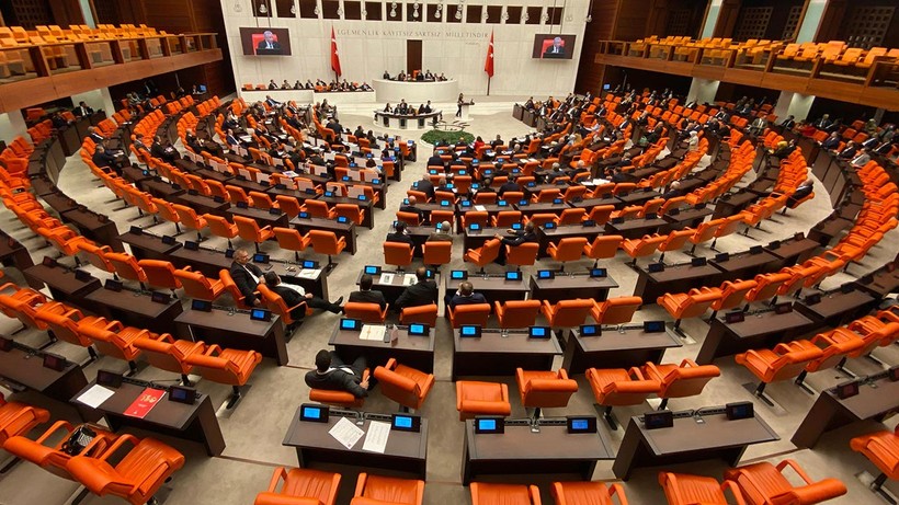 6 Vekile Ait Dokunulmazlık Dosyaları Meclis'e Ulaştı