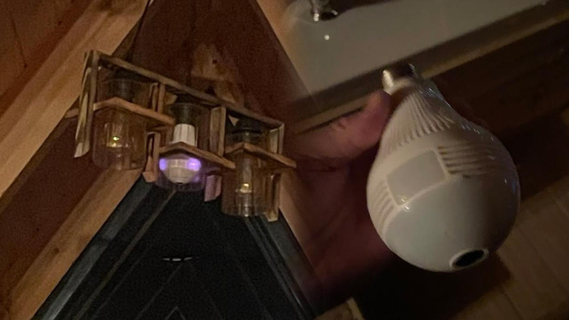 Bungalovda Gizli Kamera Skandalı! Kırmızı Işık Ele Verdi, Tatil Kabusa Döndü