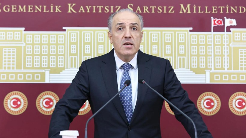 Mustafa Yeneroğlu’ndan Yurt Dışındaki Emekliler İçin Çağrı! Meclis’e Kanun Teklifi Sundu