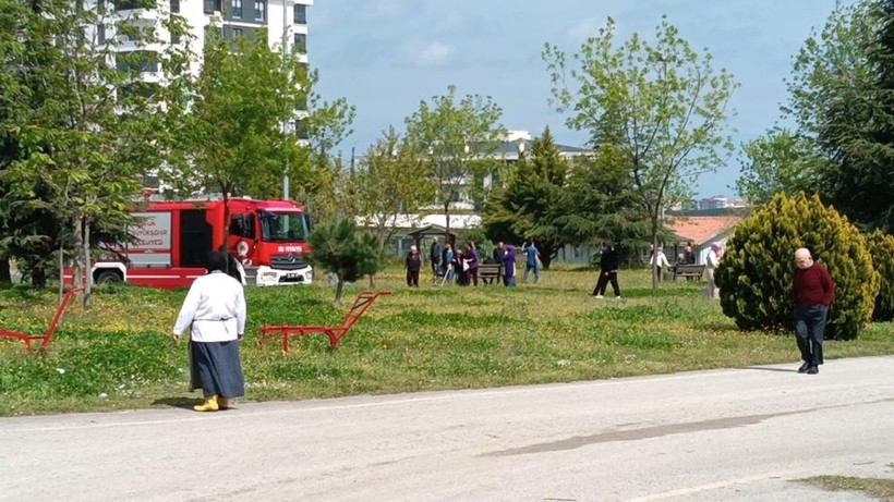 Huzurevinde Yangın Paniği: Bina Tahliye Edildi