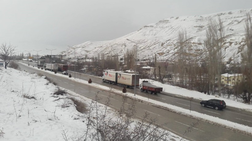 Malatya-Kayseri Kara Yolunda 'Kar ve Tipi' Önlemi