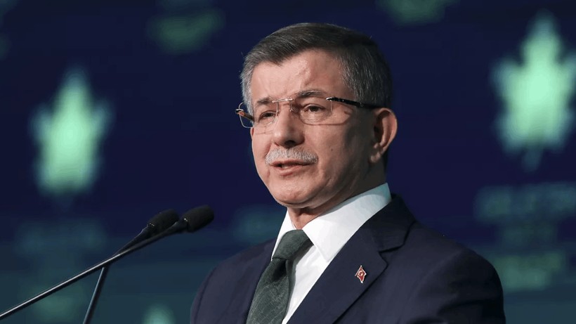 Davutoğlu, Sırrı Süreyya Önder'in Sağlık Durumu Hakkında Bakırhan'dan Bilgi Aldı