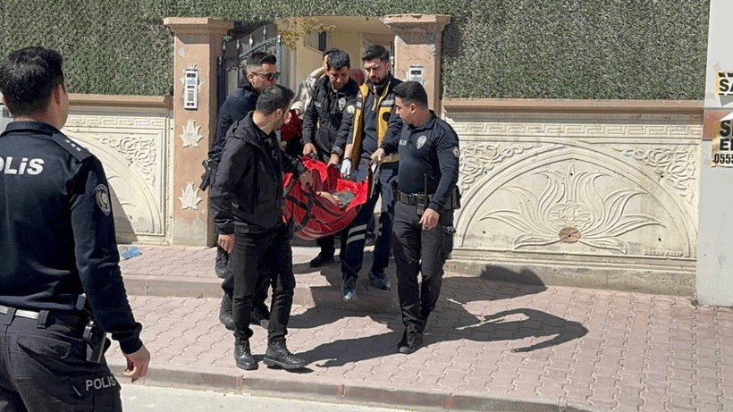 Yer Konya: Eşini Bıçakla Yaralayıp İntihara Kalkıştı