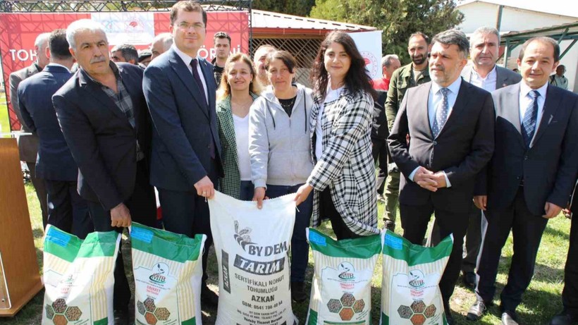 Erzincan’da Çiftçilere Tohum Desteği