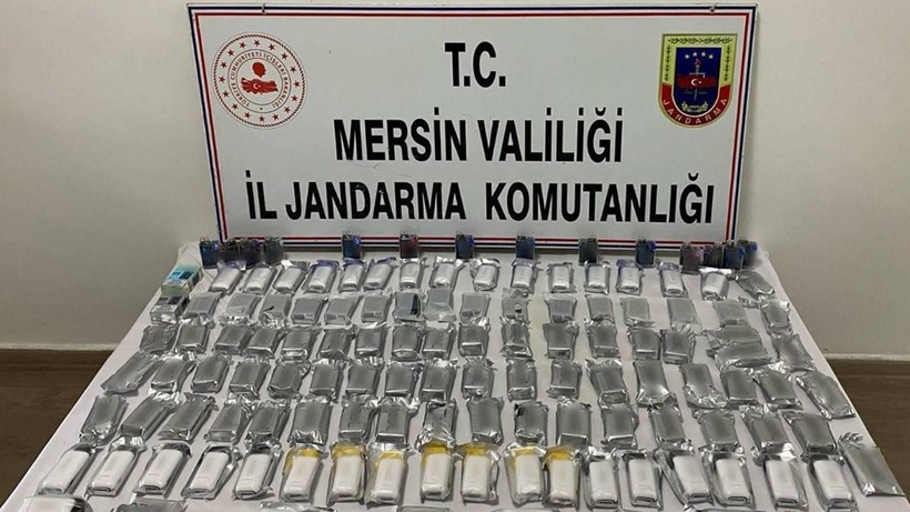Mersin'de Kaçak Sigara Ticaretine Suçüstü