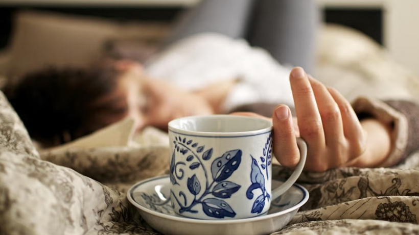 Sabah Kahvesinden Sonra Uyku Çökmesini Bir Çırpıda Silen Yöntem: Yorgunluğu Silip Götürüyor