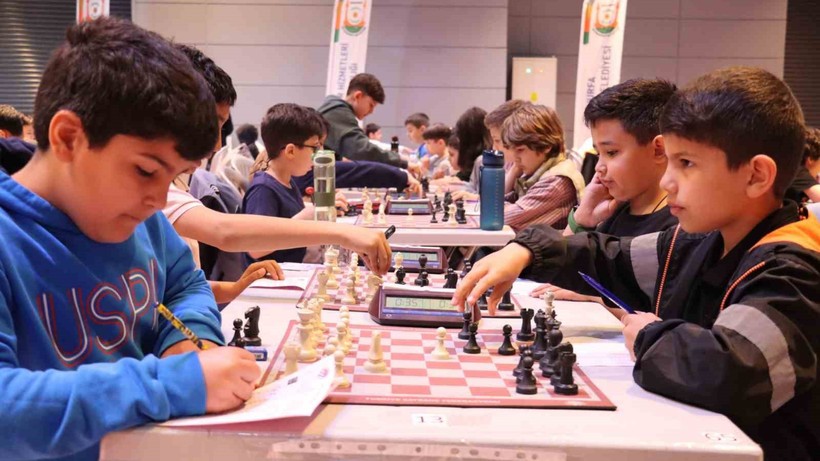 Şanlıurfa’da Satranç Turnuvası Çocukları Eğlendirdi