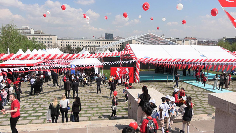 TBMM'de 23 Nisan Etkinlikleri Başladı