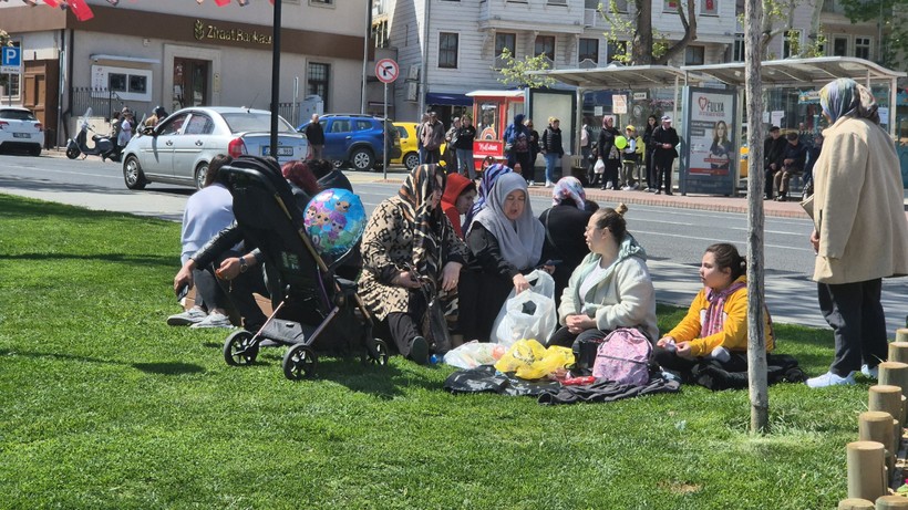 İstanbul Depremi Tekirdağ’da da Hissedildi, Vatandaşlar Parklara Koştu