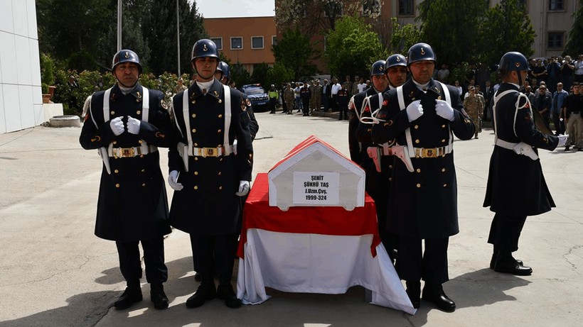MSB Acı Haberi Duyurdu: Silahı Kazara Ateş Alan Asker Şehit Oldu