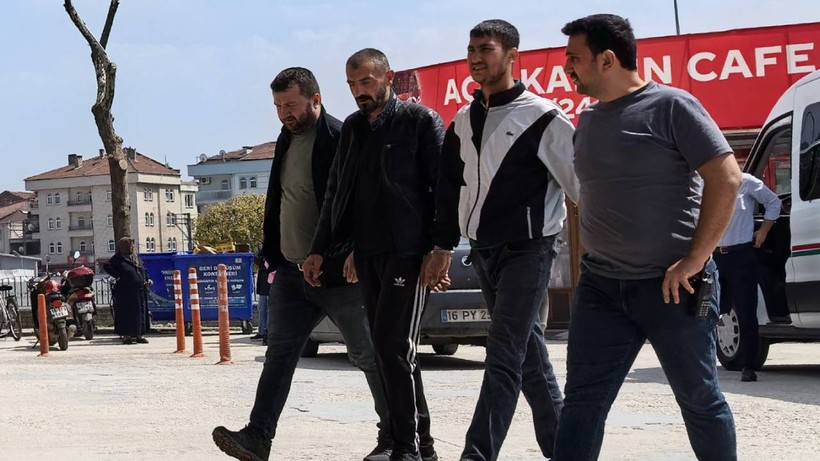 Cinayet ve Hırsızlıktan Aranan İki Kişi Yakalandı
