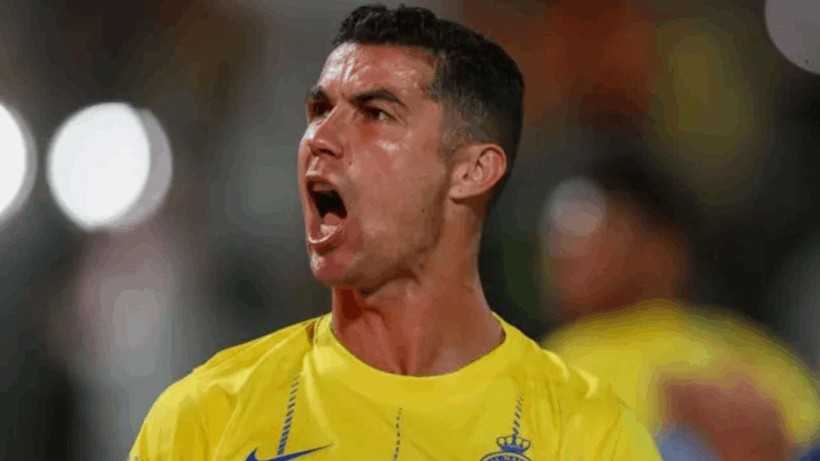 Cristiano Ronaldo Yeni İmzayı Atıyor: Bir Saatlik Kazancı Dudak Uçuklattı