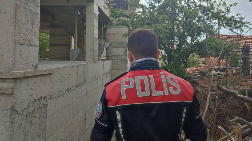 İnşaatın 2. Katından Düşen İşçi Ağır Yaralandı
