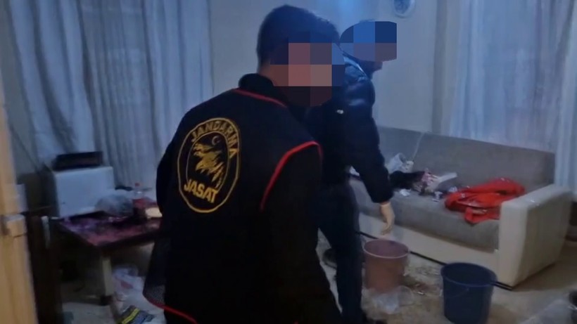 Sakarya'da Uyuşturucu Operasyonu: 2 Tutuklama