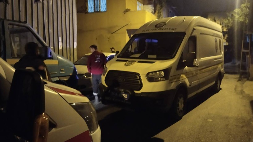 Ümraniye'de Kadın Cinayeti: Sokak Ortasında Vurularak Öldürüldü