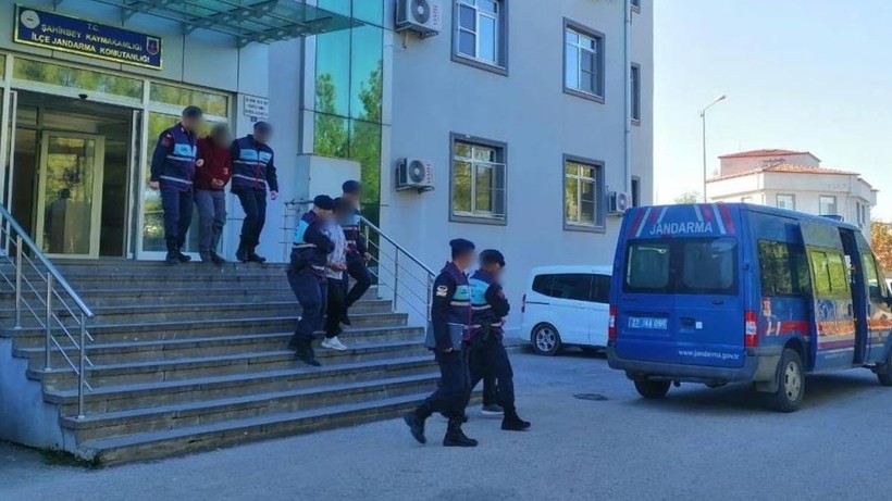 Gaziantep'te Uyuşturucu Operasyonu: 632 Hap Ele Geçirildi, 3 Kişi Tutuklandı