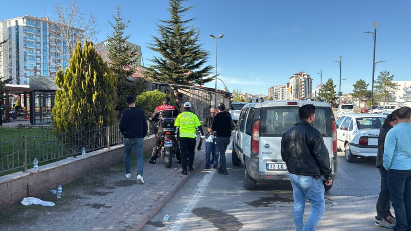 Şüpheli Araç Takibindeki İki Polis Kazada Yaralandı