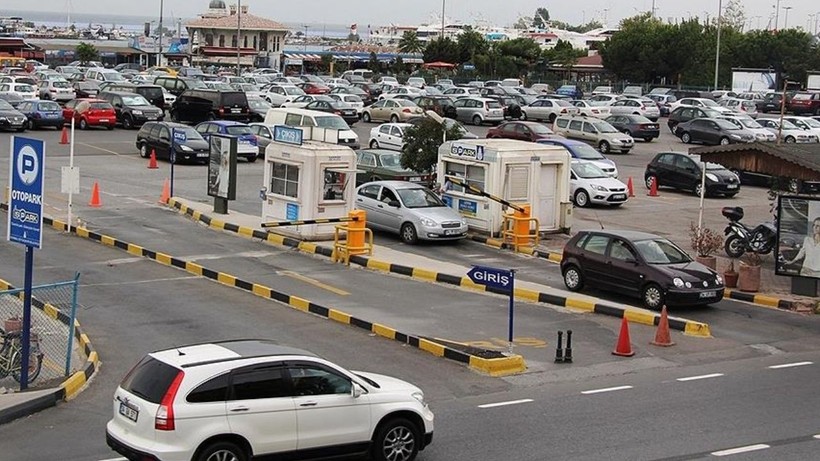 İSPARK'a Ait Çok Sayıda Otopark 'Güvenlik' Gerekçesiyle Mühürlendi: İBB'den Açıklama Geldi