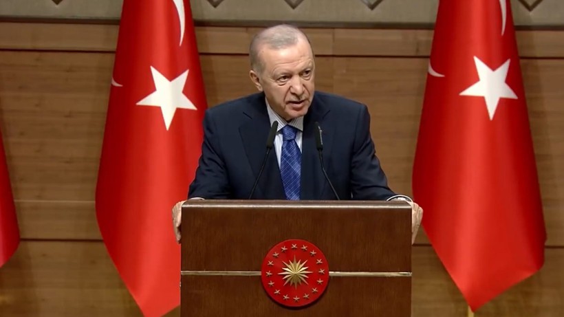 Cumhurbaşkanı Erdoğan'dan İslam Dünyasına Çağrı: Üzerimizdeki Ölü Toprağını Atmalıyız