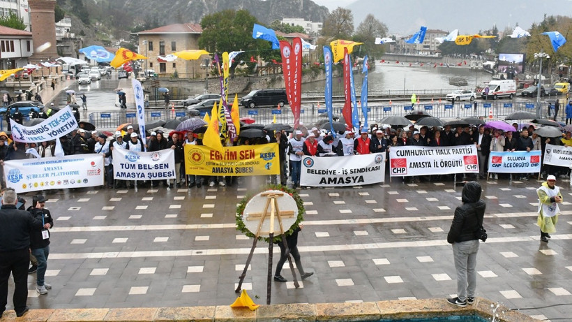 Amasya’da 1 Mayıs Coşkusu Yağmur Dinlemedi