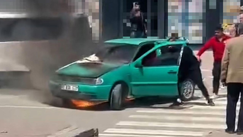 Iğdır’da Park Halindeki Araç Alev Aldı